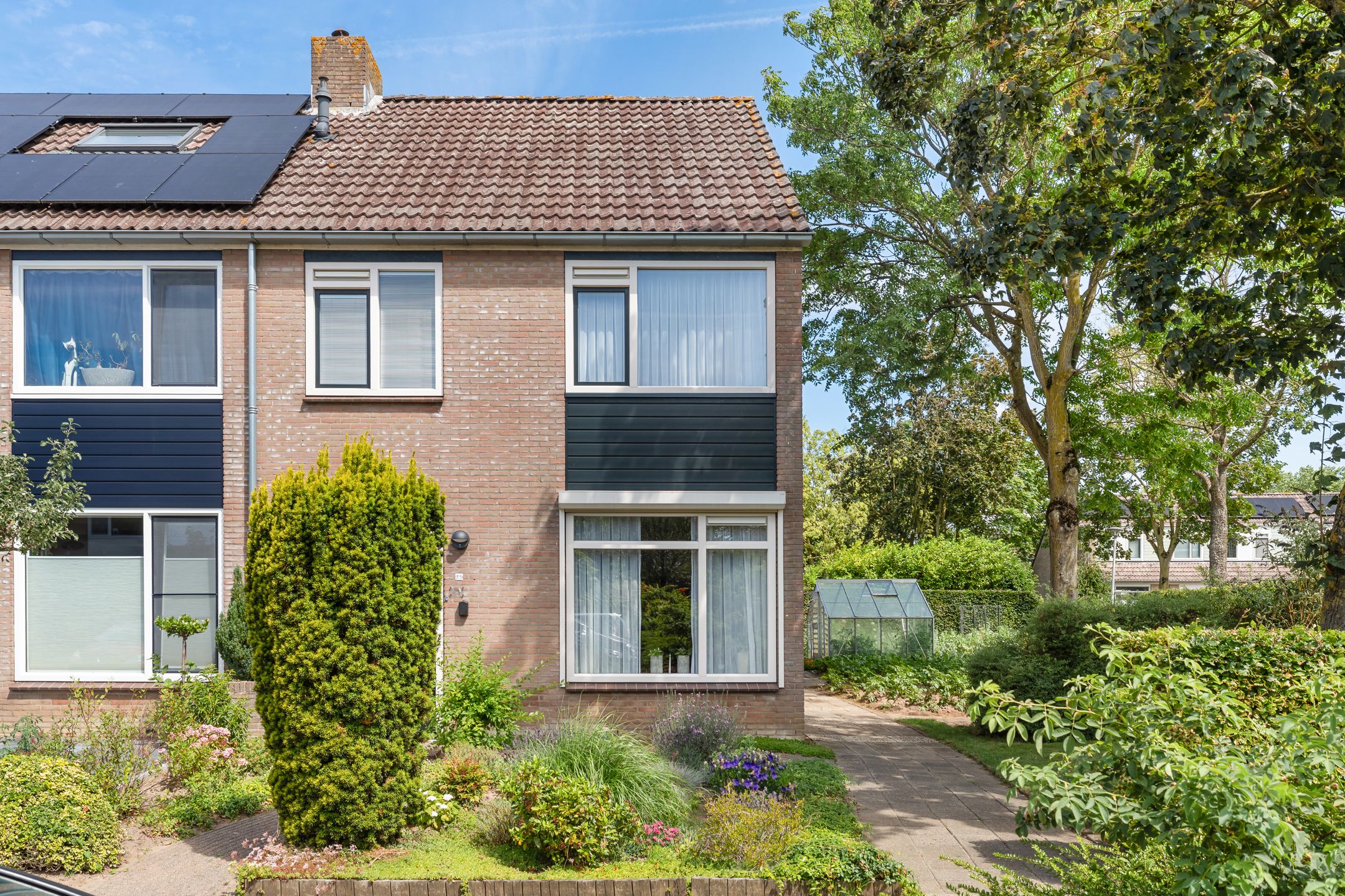 J.W. Dumonstraat 35 