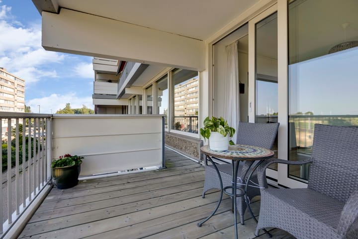 Appartement te koop: Merellaan 109, Maassluis