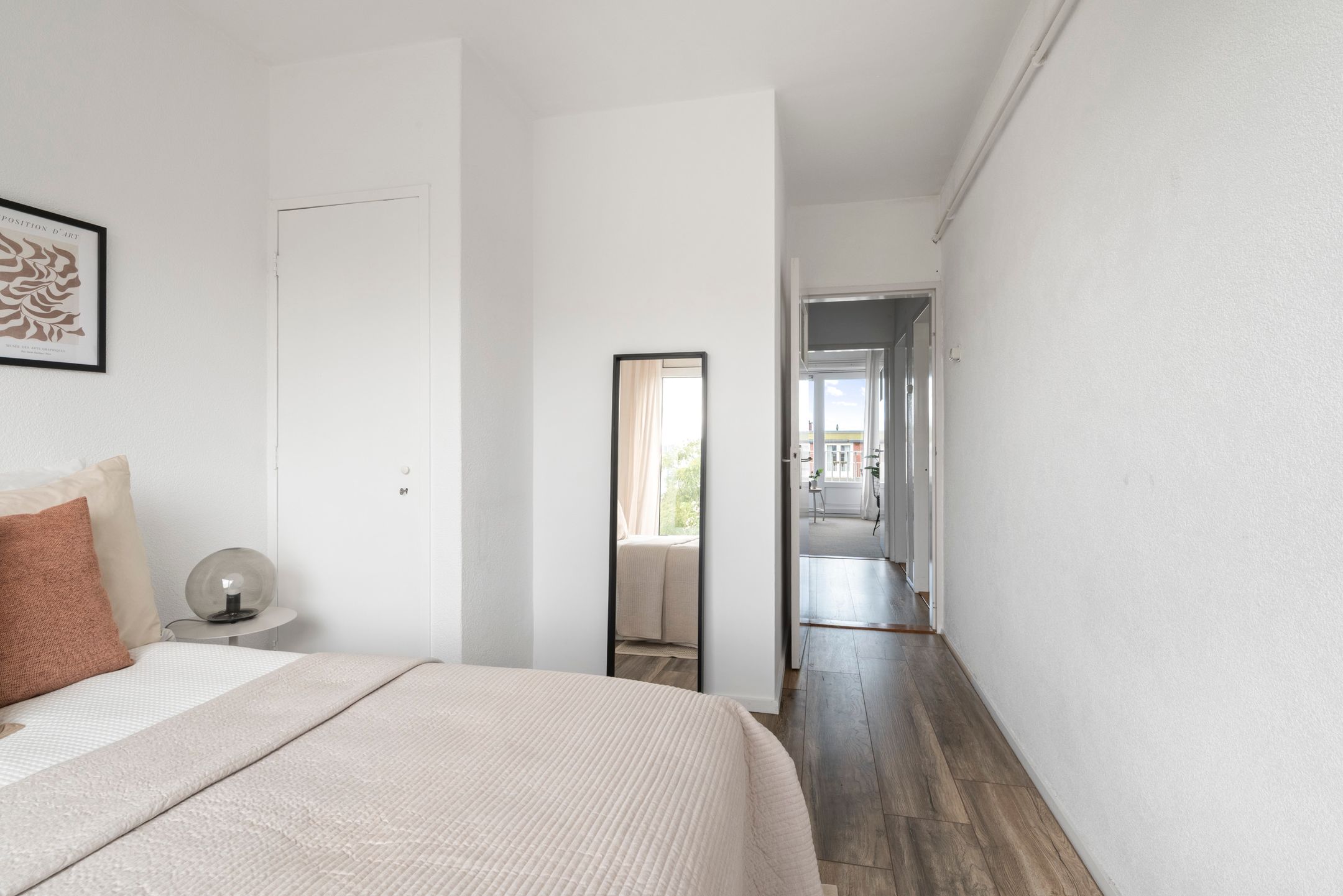 Photo 39 of Van Collemstraat 32-II