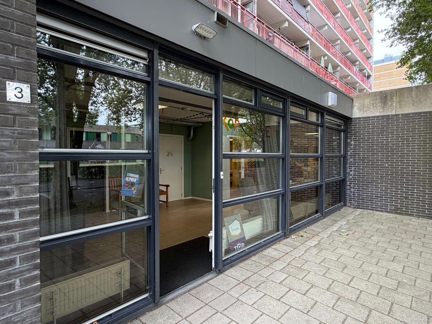 View photo 3 of Polluxstraat 3