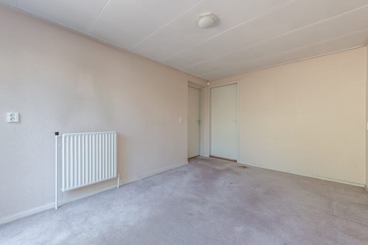 Tussenwoning te koop: Treverilaan 48, Apeldoorn
