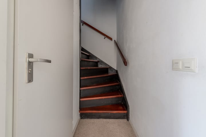 Tussenwoning te koop: Treverilaan 48, Apeldoorn