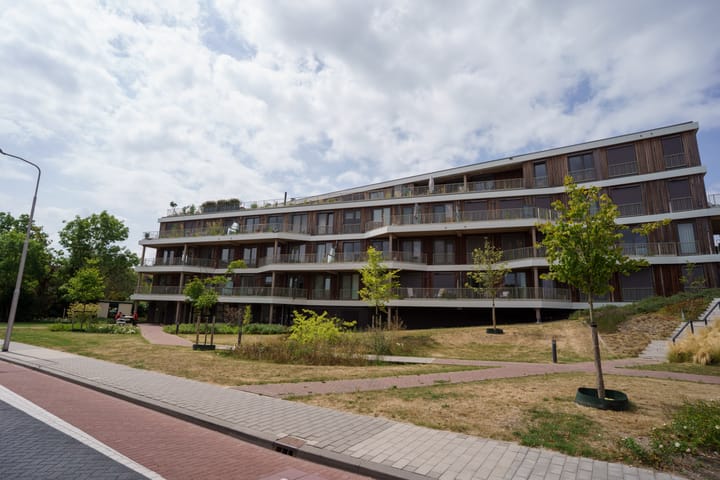 Studio te koop: Meidoornlaan 9, Pijnacker