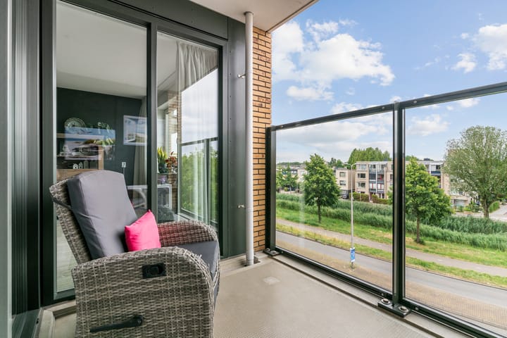 Appartement te koop: Aziëlaan 11, Alphen Aan Den Rijn