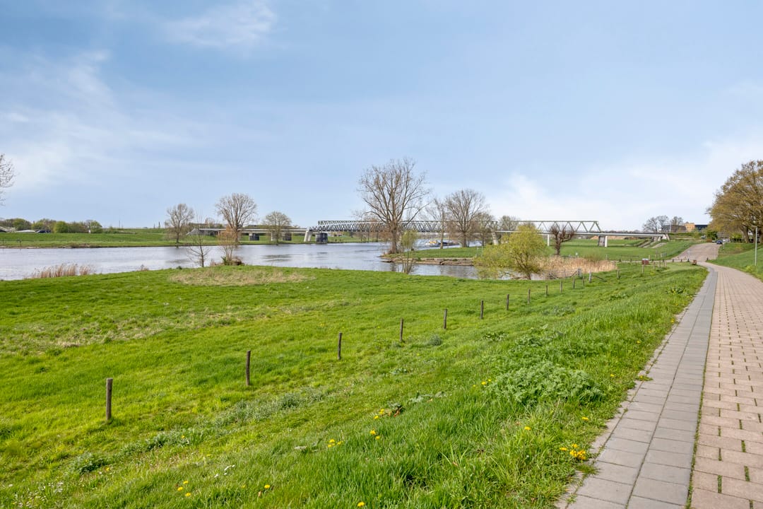 Foto 43 van Maasstaete 1