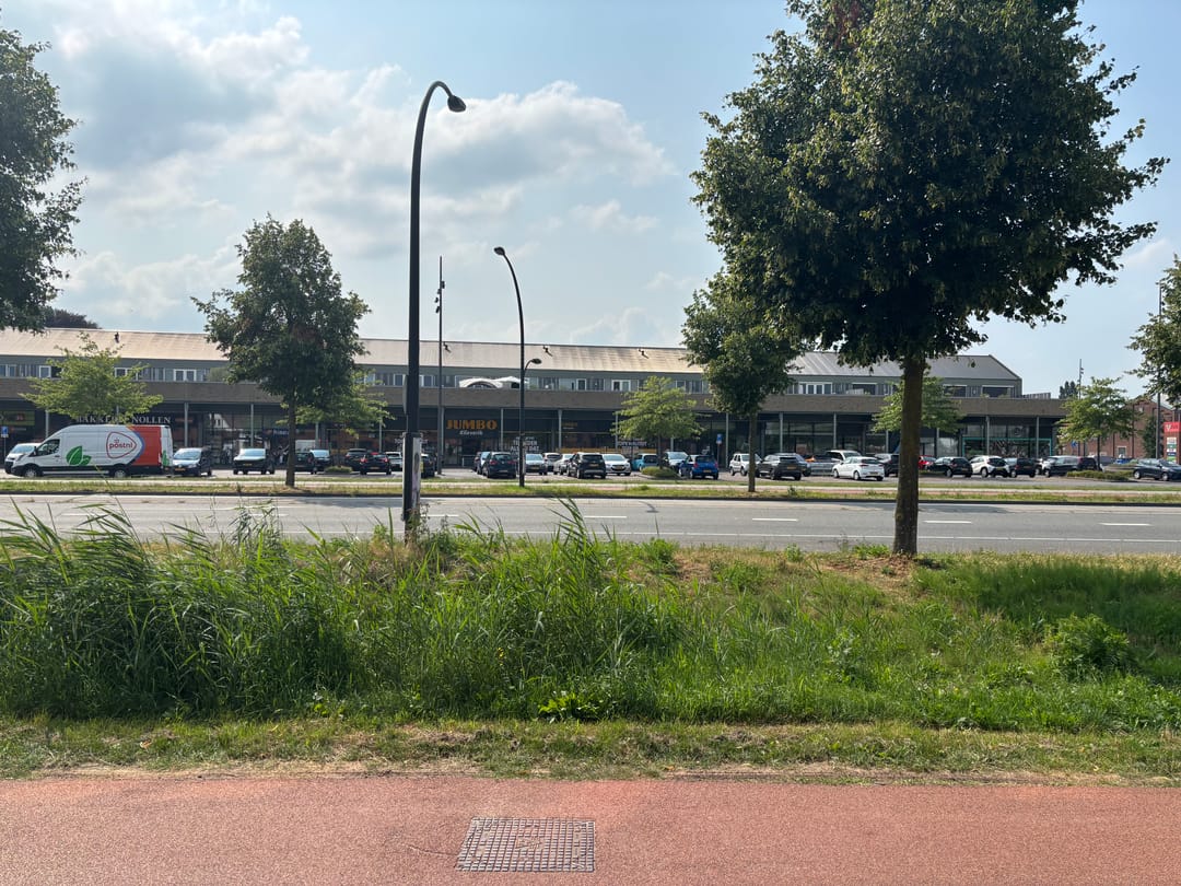 Foto 16 van Frezerij 52