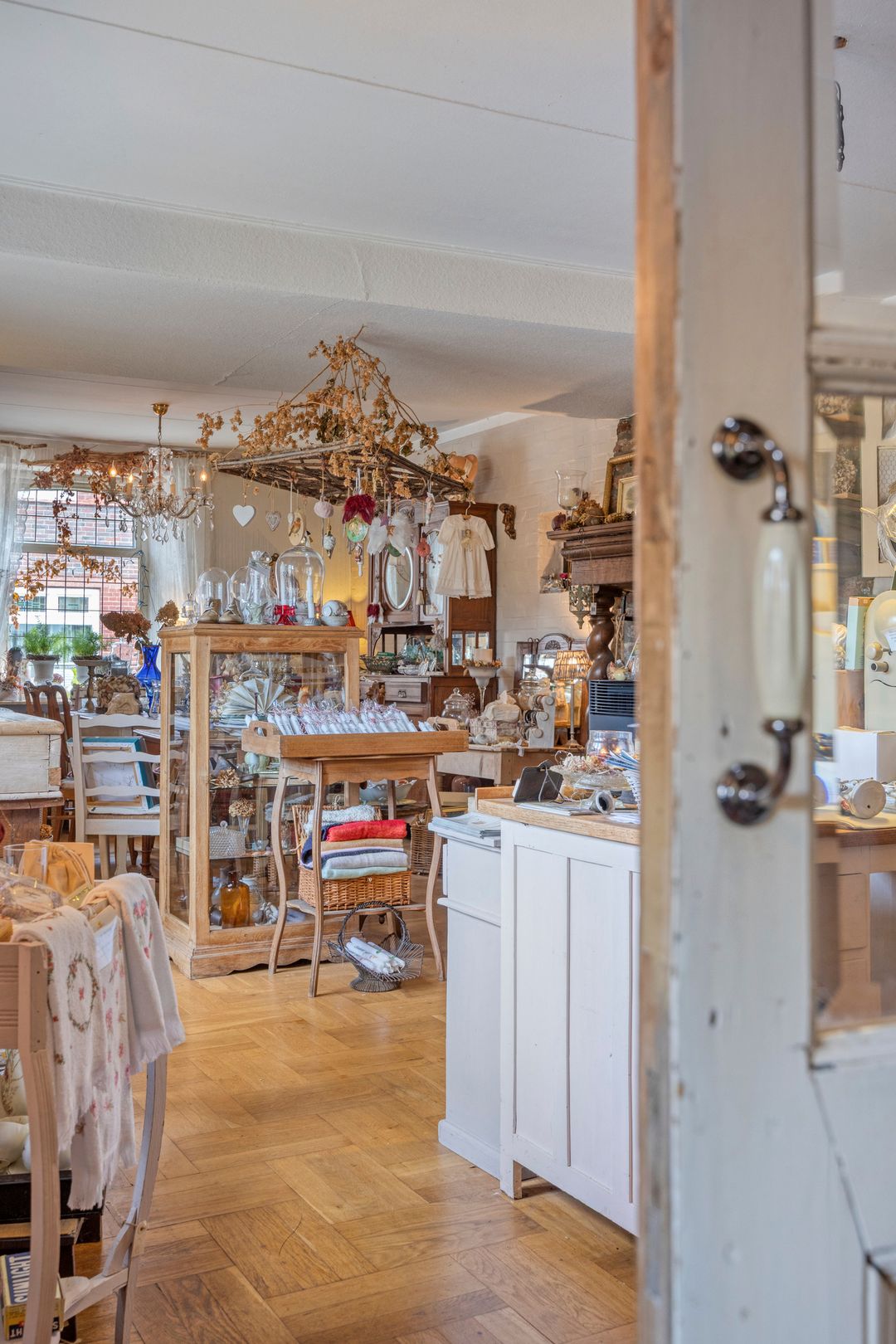 Photo 13 of Dorpstraat 35
