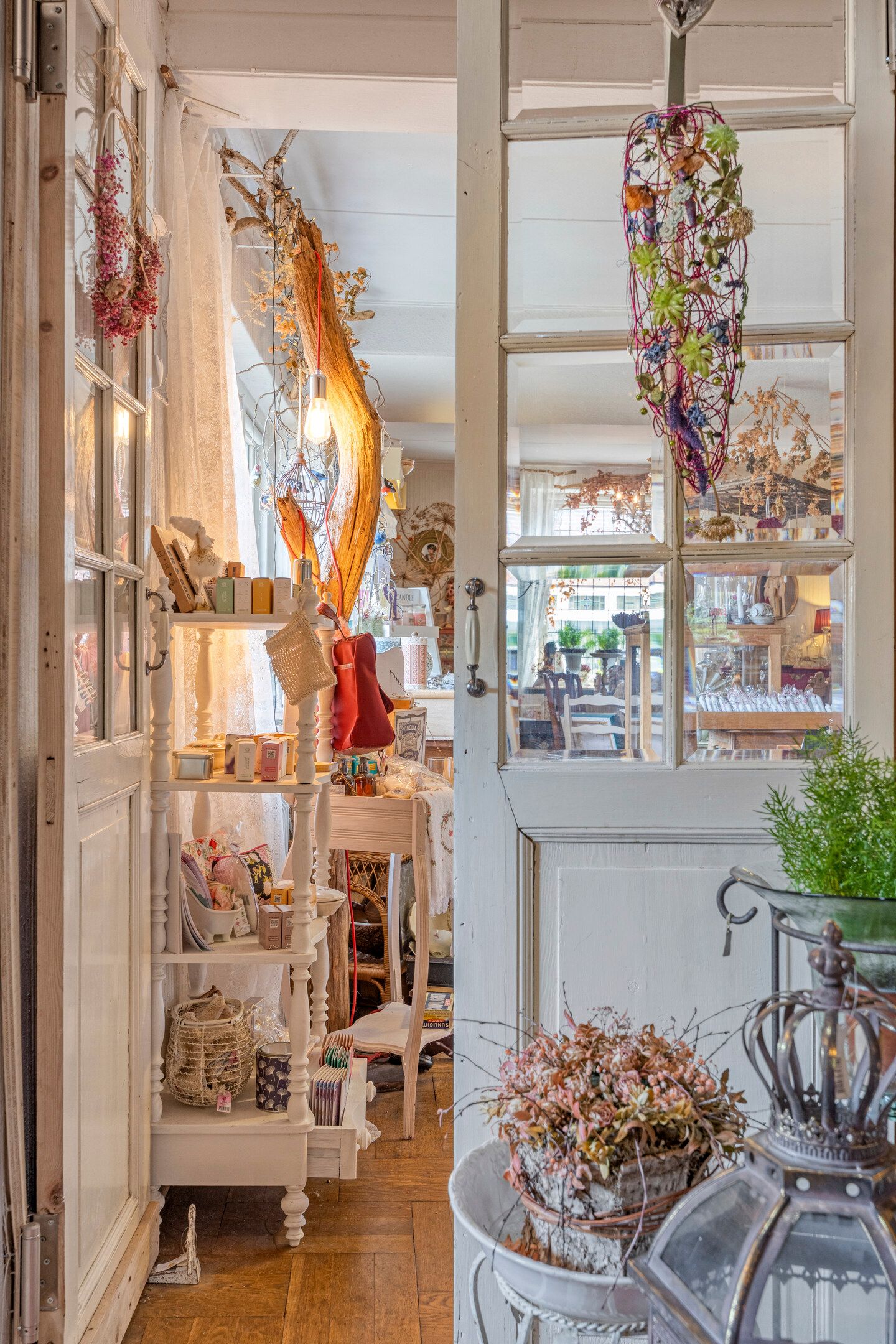 Photo 12 of Dorpstraat 35