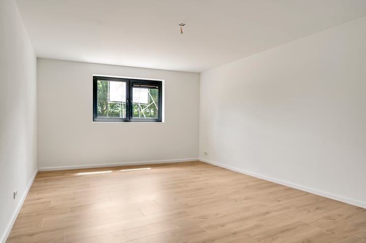 Appartement te koop: Einighauserweg 15B, Geleen