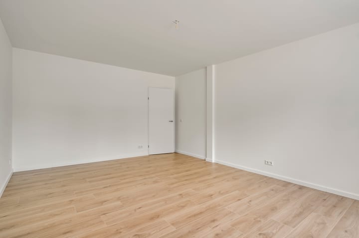 Appartement te koop: Einighauserweg 15B, Geleen