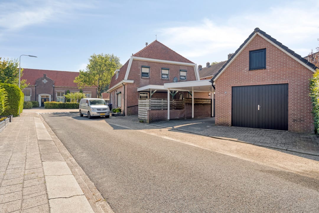Photo 32 of Dorpsstraat 49-A