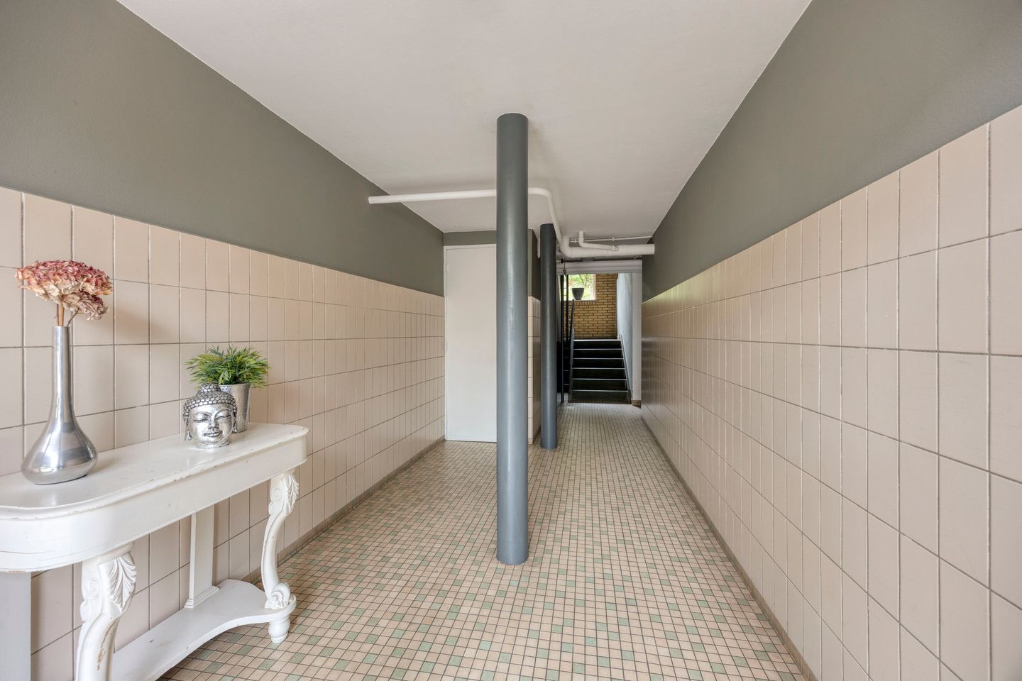 Photo 4 of Van Anrooystraat 127