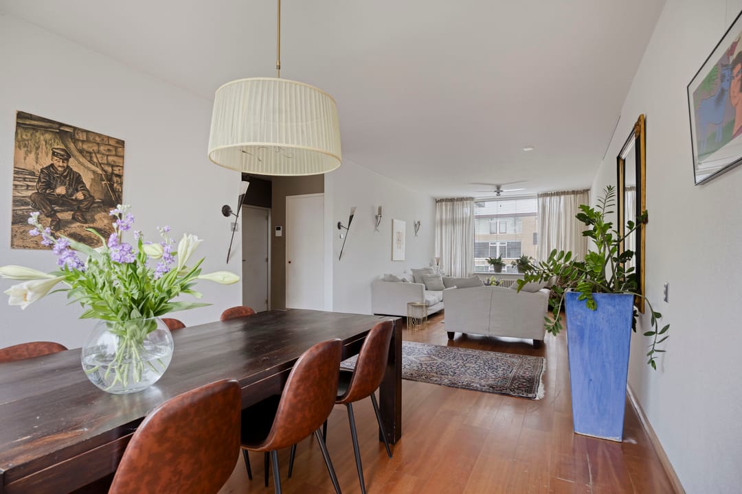 Photo 13 of Van Anrooystraat 127