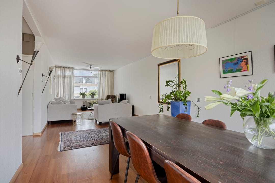 Photo 17 of Van Anrooystraat 127