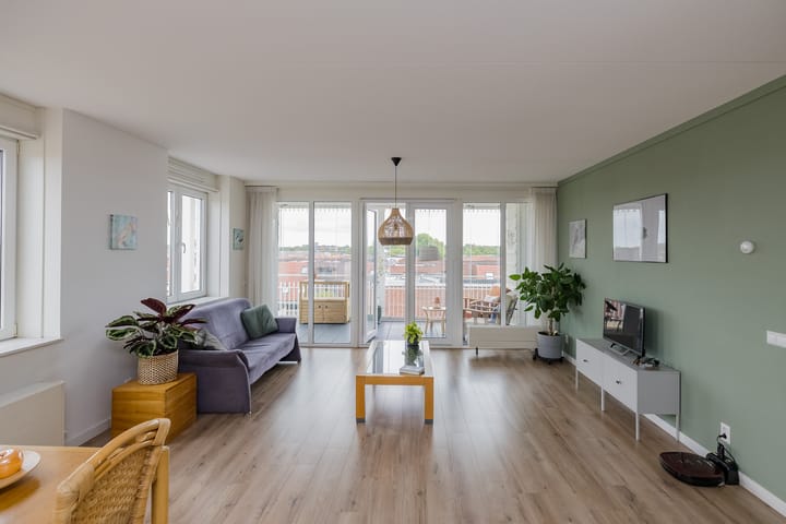 Appartement te koop: Pruimenboomplein 60, Ijmuiden