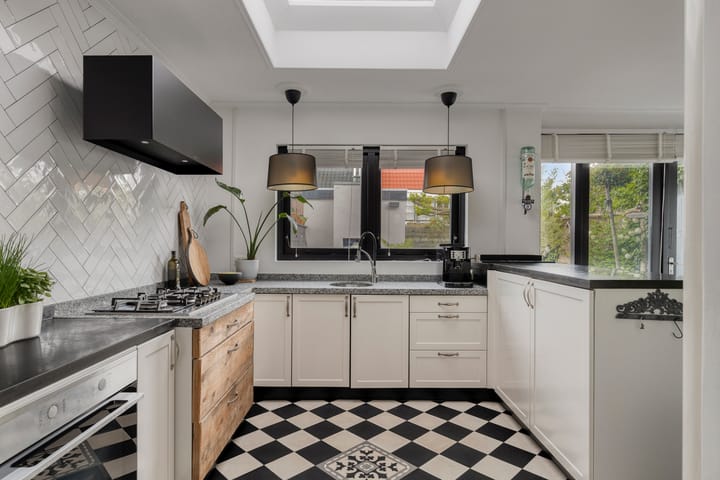 Tussenwoning te koop: Lijsterbeslaan 4, Pijnacker