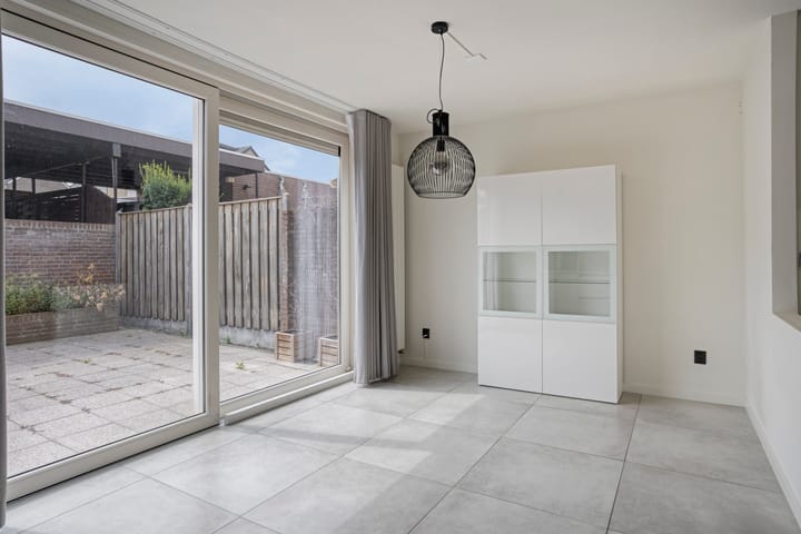 Tussenwoning te koop: Groenstraat 150, Landgraaf