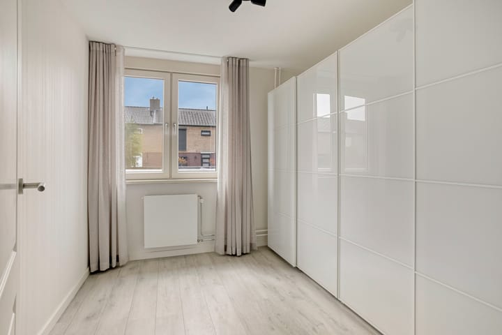 Tussenwoning te koop: Groenstraat 150, Landgraaf