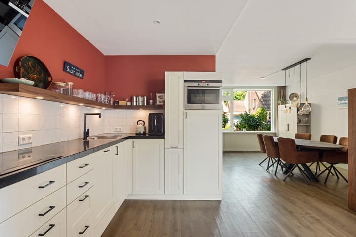 Tussenwoning te koop: Boekenstein 28, Heiloo