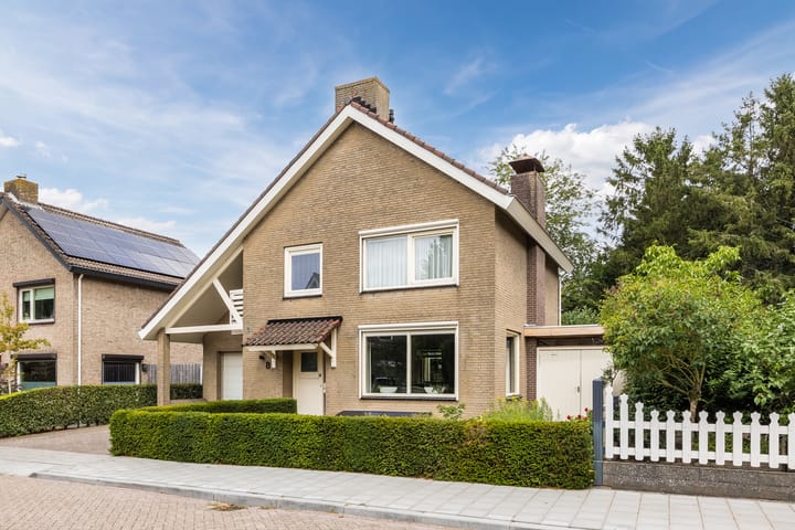 Vrijstaande woning te koop: Elzenstraat 8, Heerle