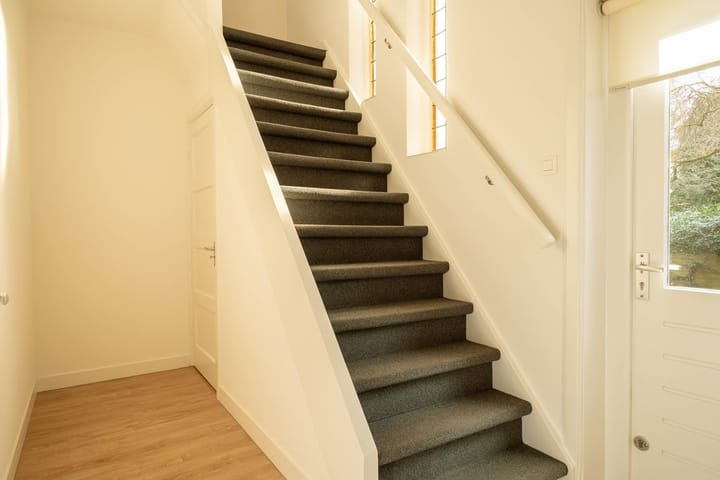 Twee-onder-één-kap te huur: Godelindeweg 56, Naarden