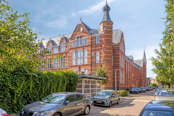 Appartement te koop: Hugo de Grootstraat 57, Leiden