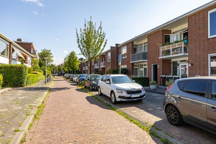 Foto 4 van Huygensstraat 13
