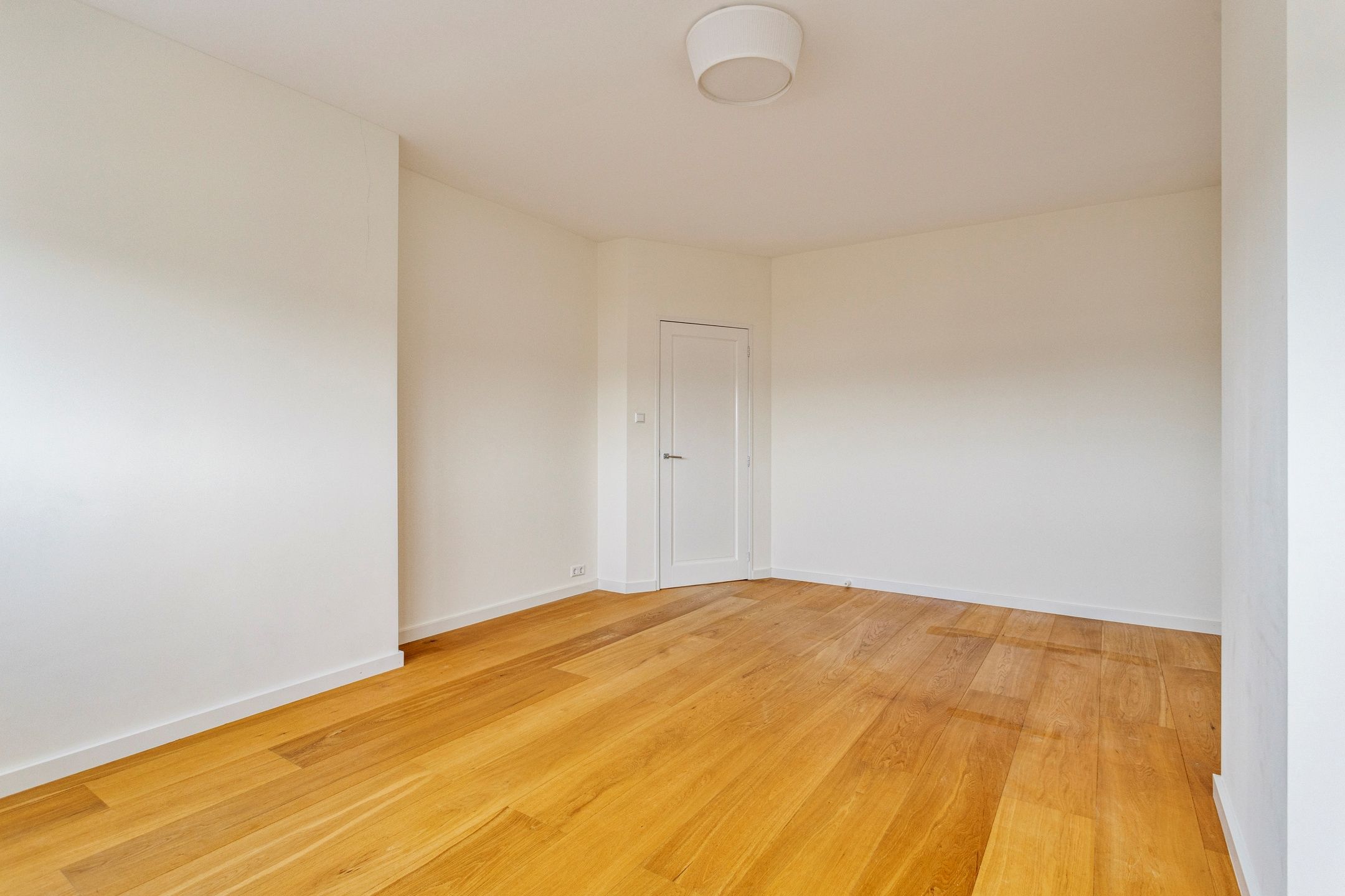 Foto 24 van Van Diepenburchstraat 144