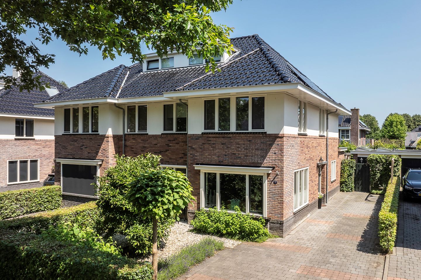 Foto 1 van Ereprijslaan 7