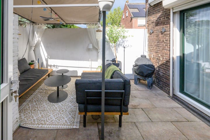 Hoekwoning te koop: Buitensingel 2, Zutphen