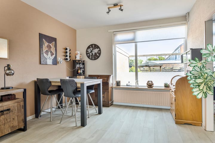Tussenwoning te koop: Odewaldlaan 33, Wildervank