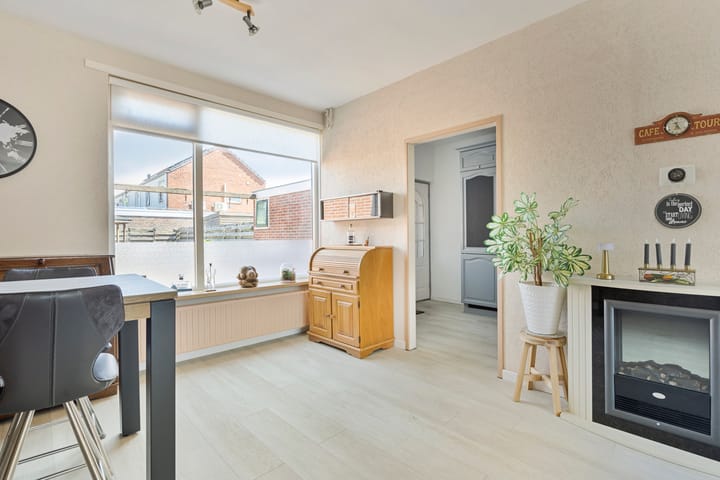 Tussenwoning te koop: Odewaldlaan 33, Wildervank