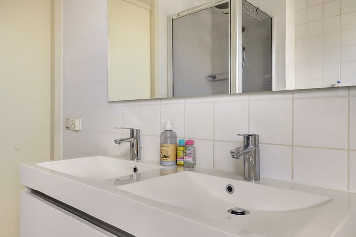 Tussenwoning te koop: Biezenweide 94, Hendrik-Ido-Ambacht