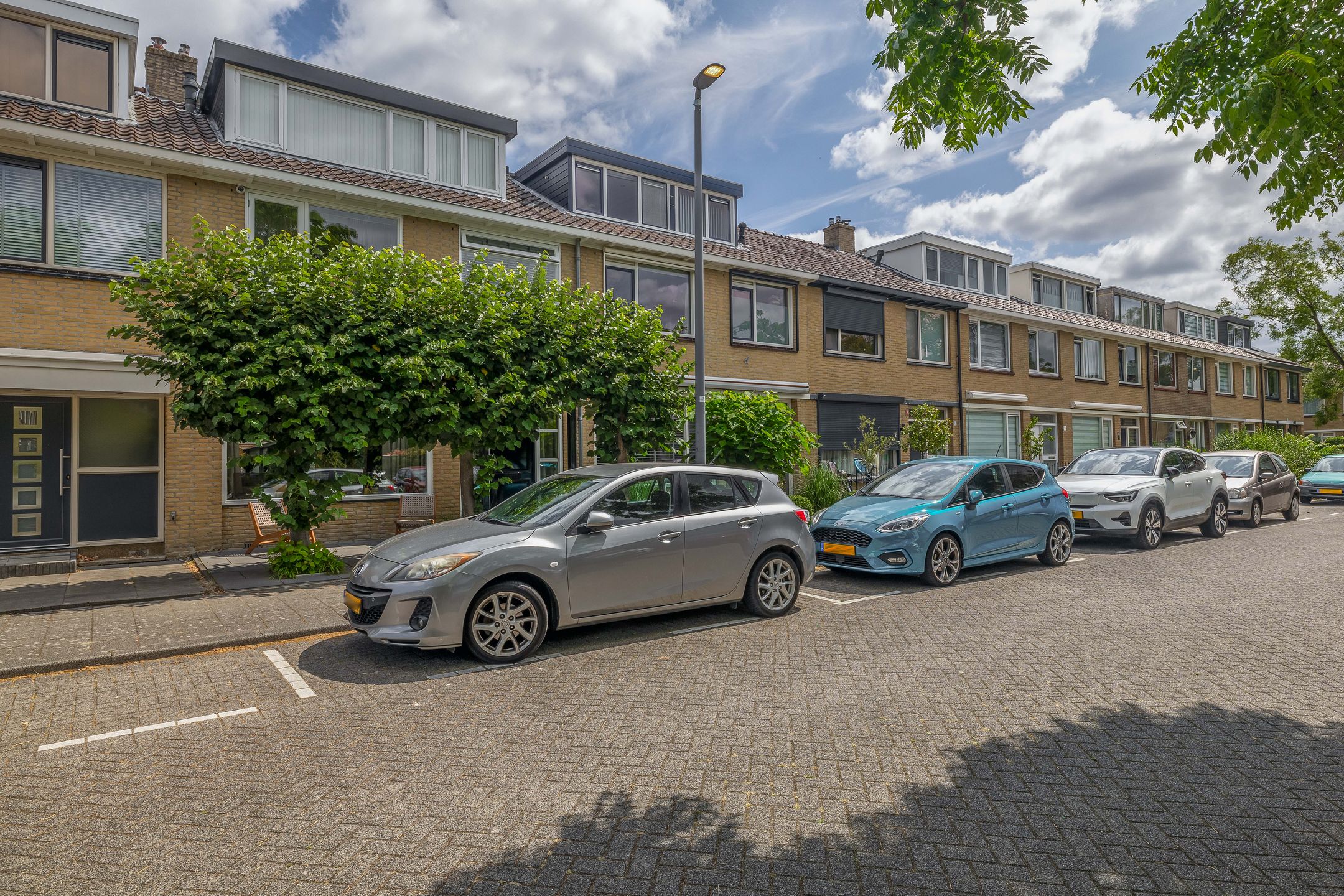 Photo 51 of Cornelis Outshoornstraat 8