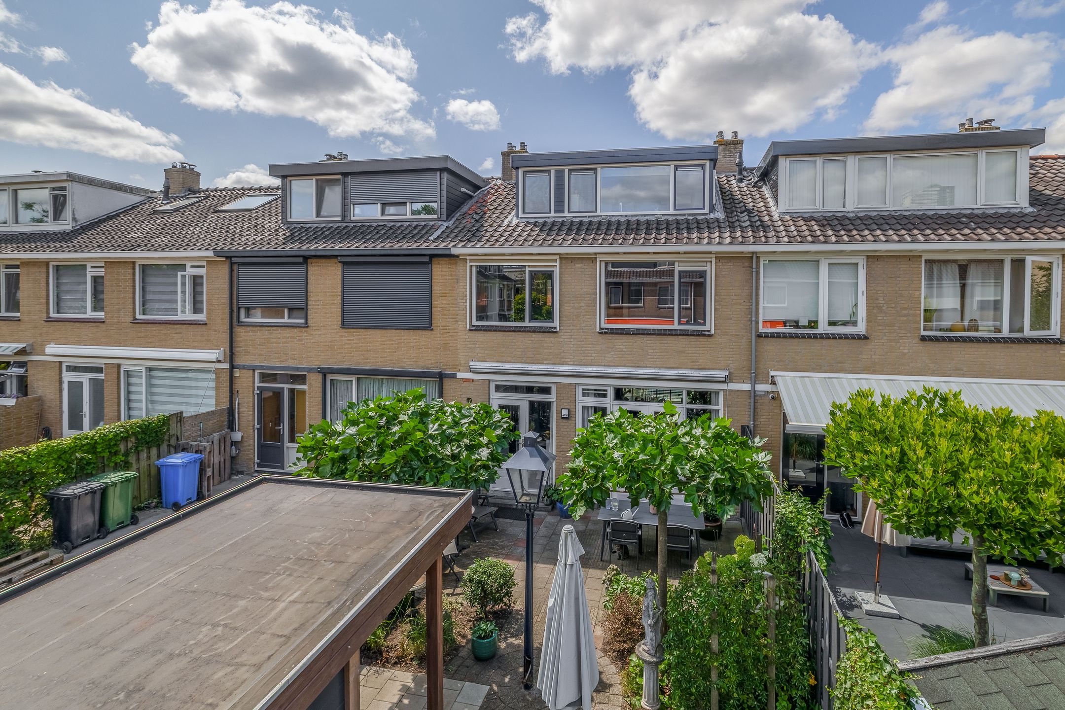 Photo 48 of Cornelis Outshoornstraat 8