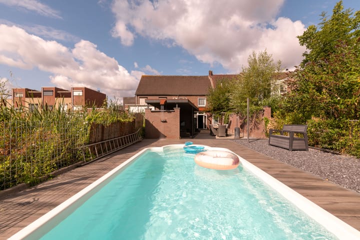 Tussenwoning te koop: Kloosterstraat 89, Hoensbroek