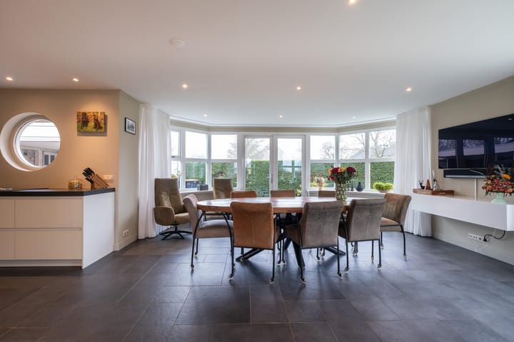 Vrijstaande woning te koop: De Gracht 1, Zwaagdijk-Oost
