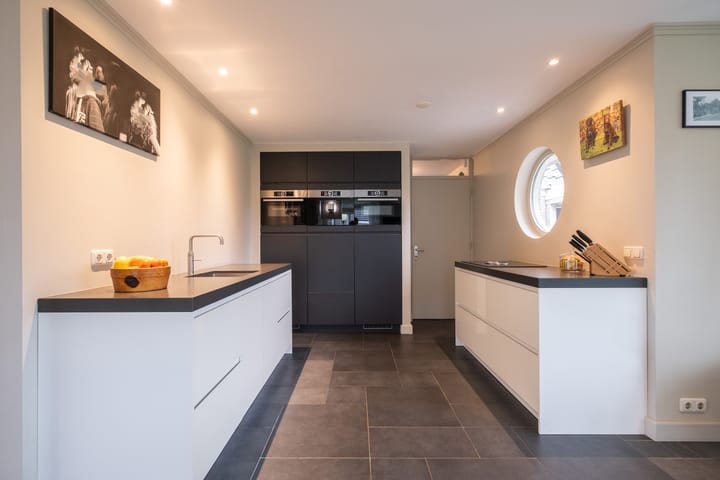 Vrijstaande woning te koop: De Gracht 1, Zwaagdijk-Oost