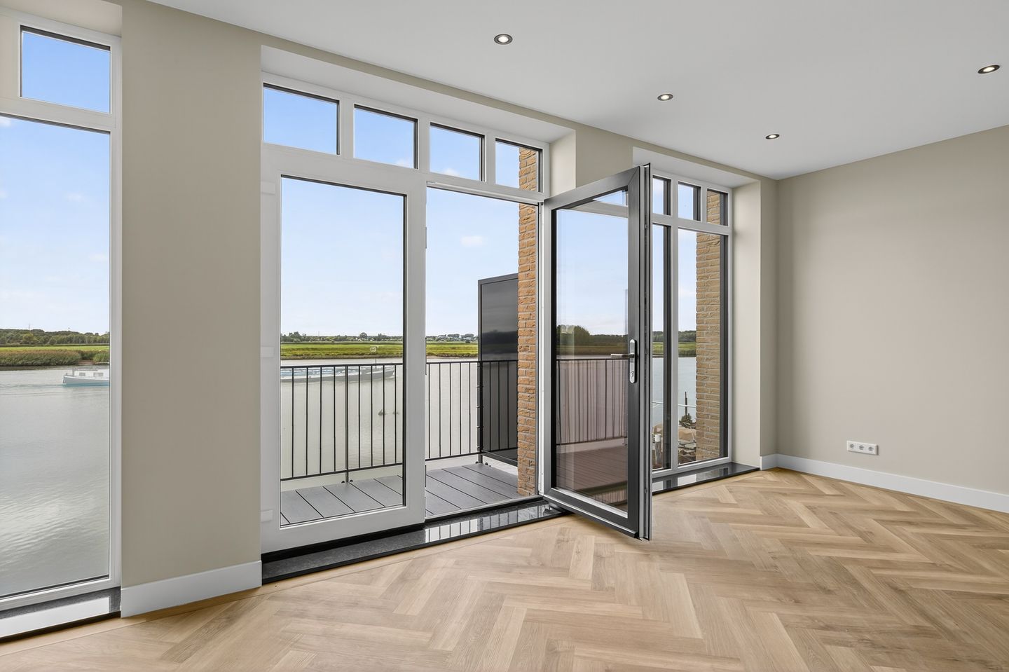 Foto 10 van IJsseldijk-Noord 102-A