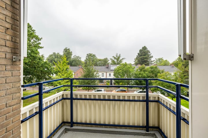 Appartement te koop: Admiraal de Ruyterlaan 20, Groningen