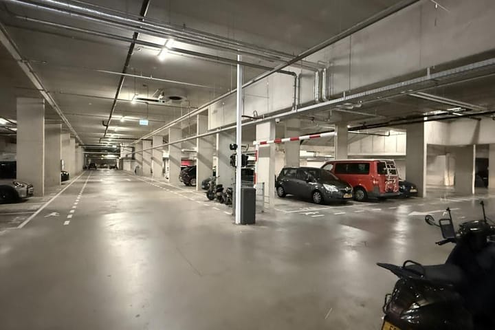 Appartement te huur: Vrouwengelukhof 49, Amsterdam