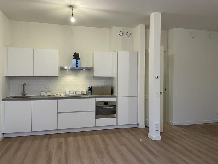 Appartement te huur: Amaliastraat 2H, Amsterdam