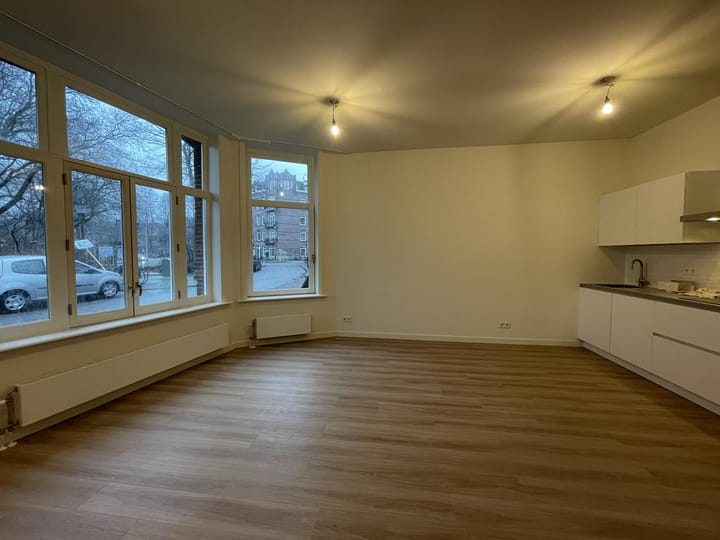 Appartement te huur: Amaliastraat 2H, Amsterdam
