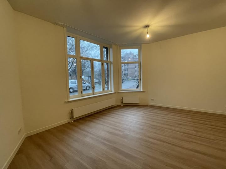 Appartement te huur: Amaliastraat 2H, Amsterdam
