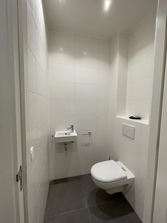 Appartement te huur: Amaliastraat 2H, Amsterdam