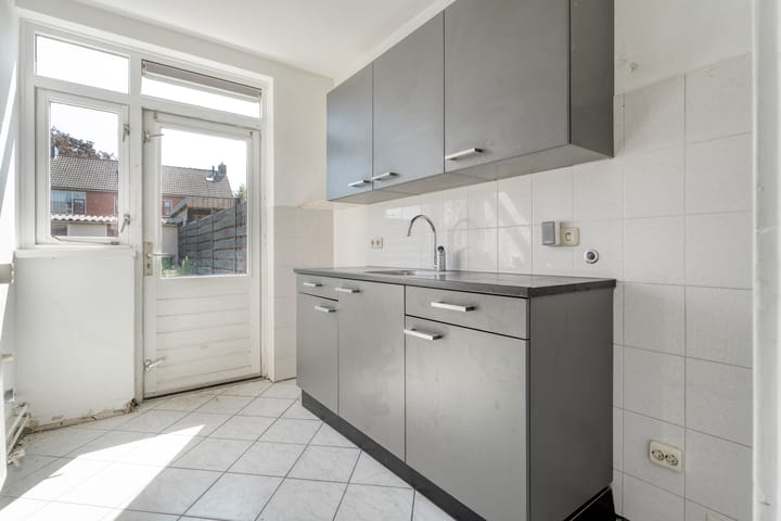 Tussenwoning te koop: Esdoornstraat 25, Raalte