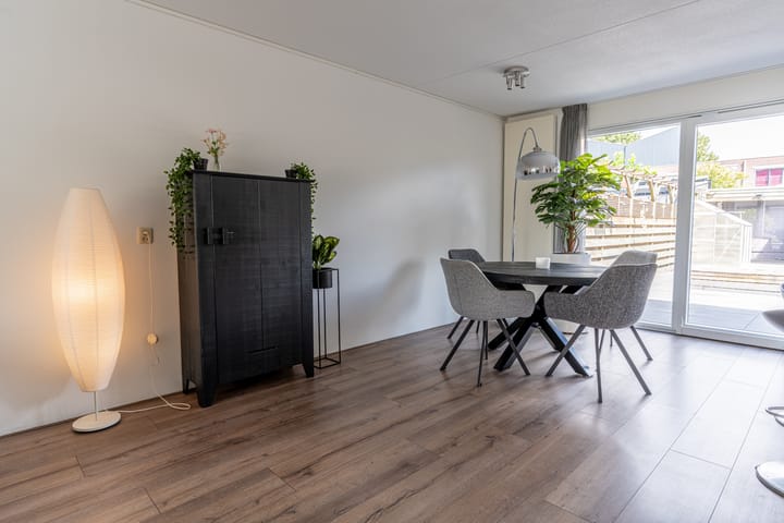 Twee-onder-één-kap te koop: Rudelsheimmarke 7, Zwolle