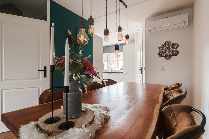 Tussenwoning te koop: Suze Groenewegstraat 33, Tiel