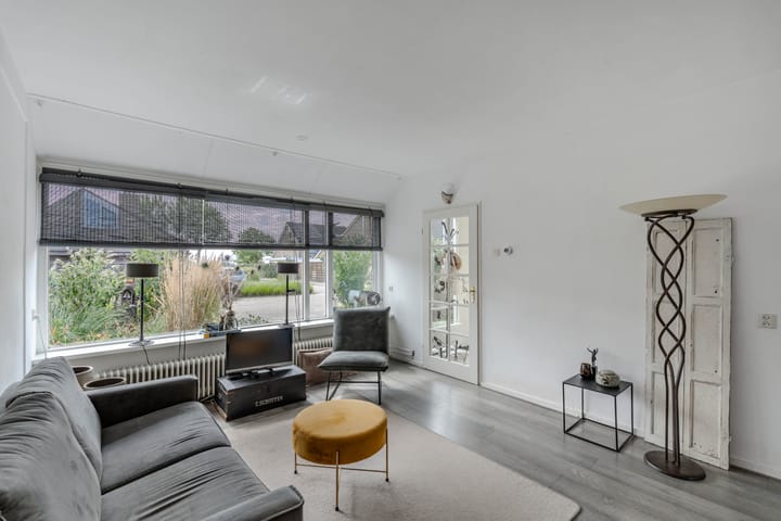 Hoekwoning te koop: Krúswetter 6, Arum