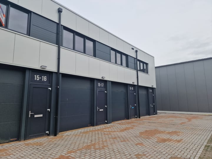 Hoornseweg 15-18, Middenmeer